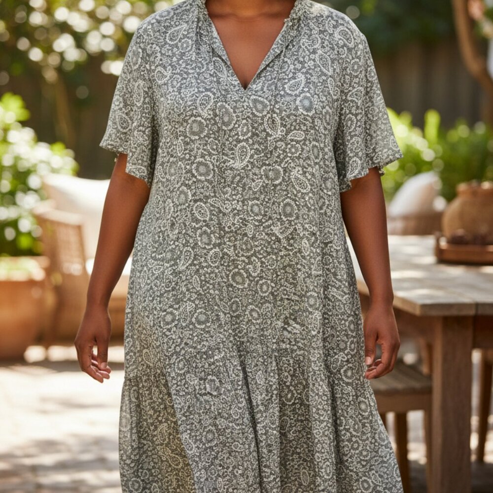 Chic Green Patterned Midi Dress